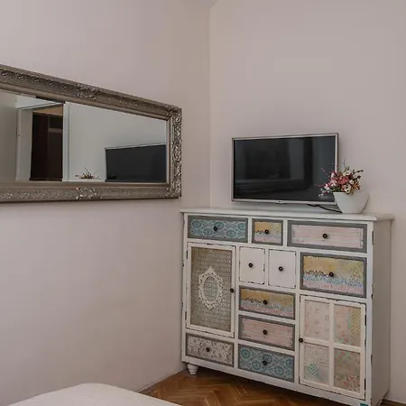 Apartment Perla *